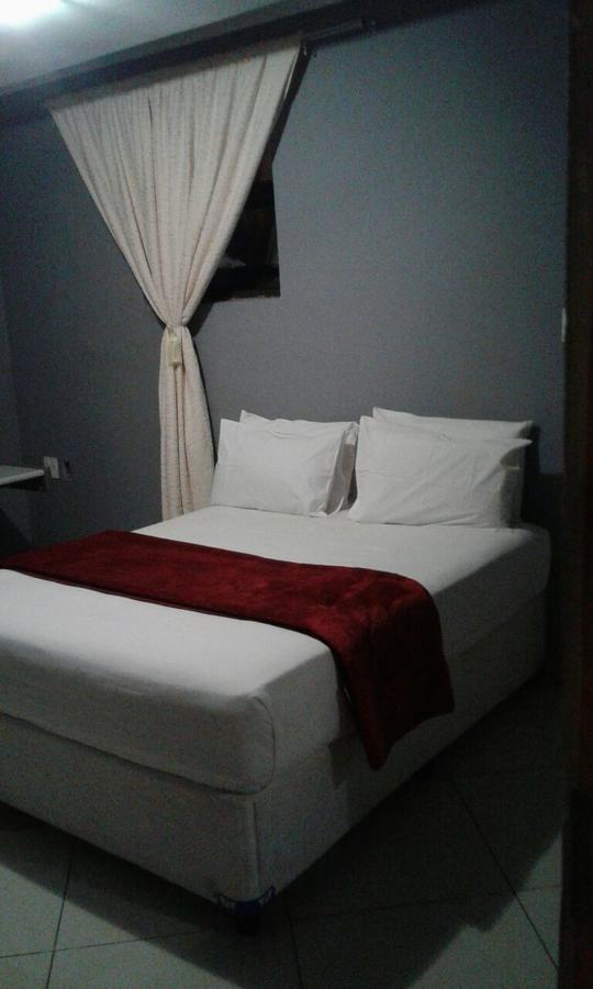 Central Lodge Hotels Johannesburg Bagian luar foto