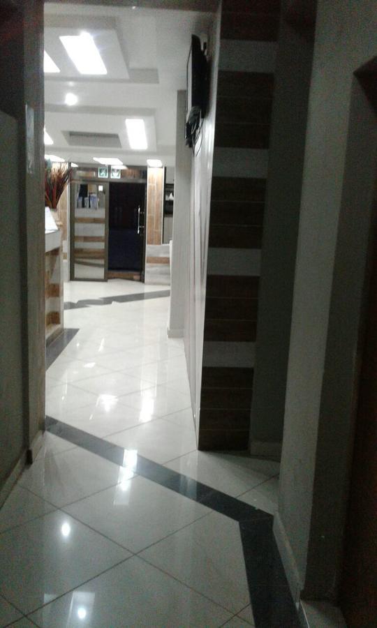 Central Lodge Hotels Johannesburg Bagian luar foto