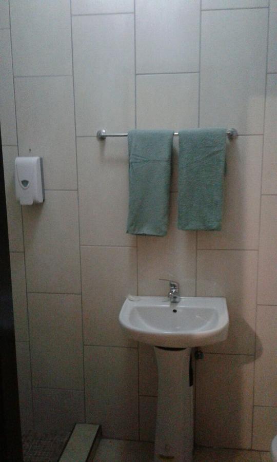 Central Lodge Hotels Johannesburg Bagian luar foto
