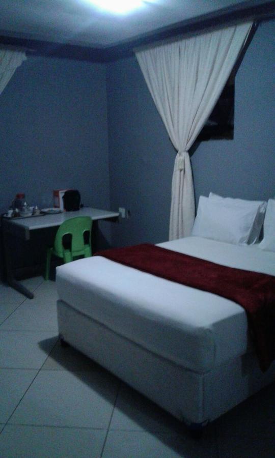 Central Lodge Hotels Johannesburg Bagian luar foto